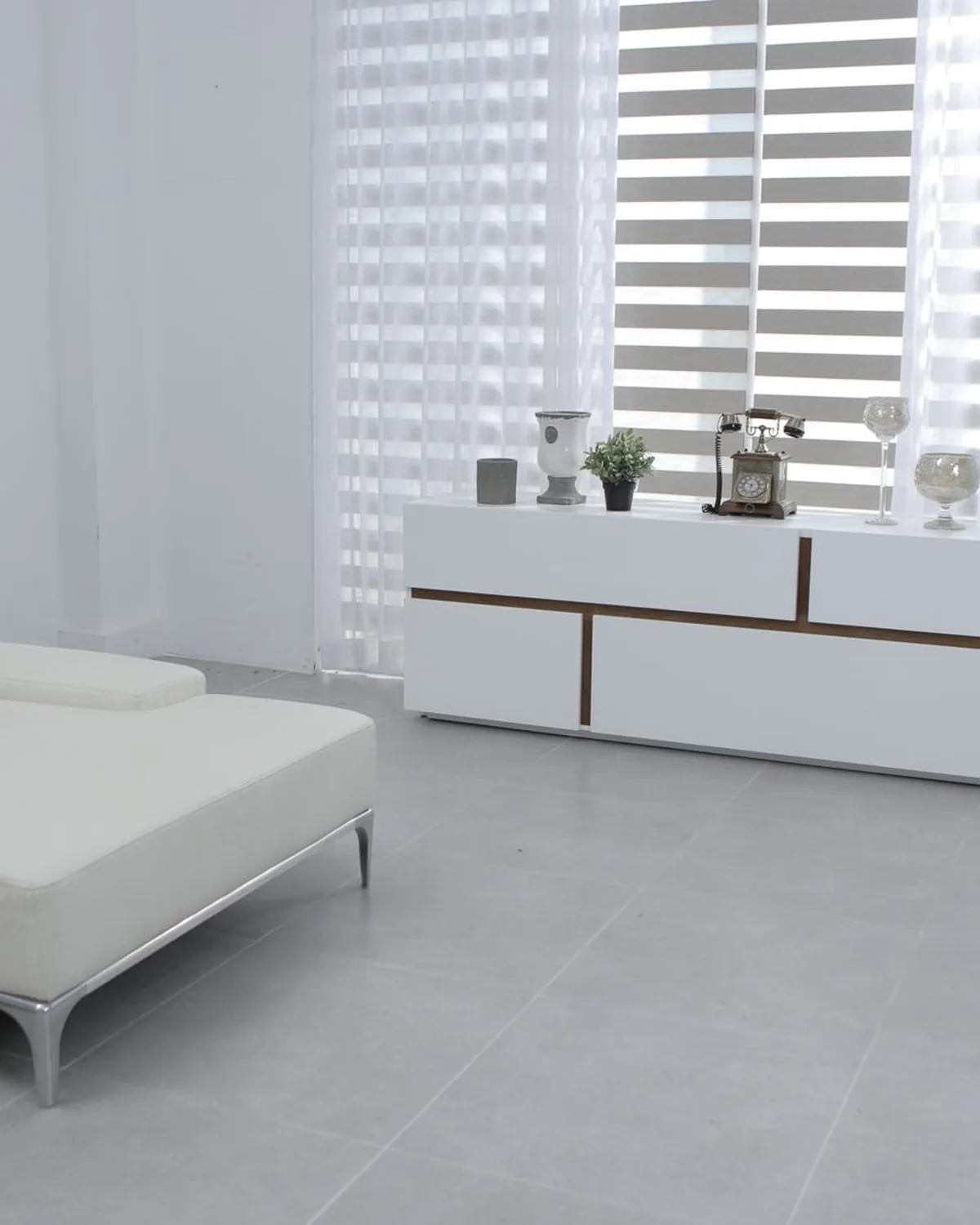 Rèm cầu vồng kết hợp voan trong phòng ngủ sáng