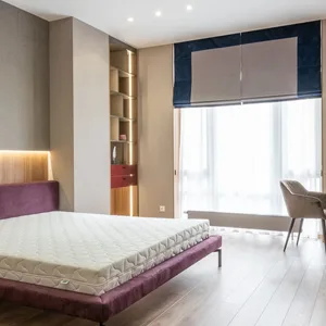 Rèm Roman xếp lớp trong phòng ngủ